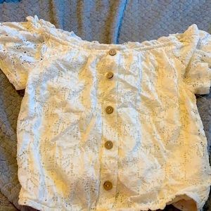 No boundaries Xs white lace shirt